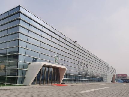 天津鲲鹏包装材料有限公司生产车间