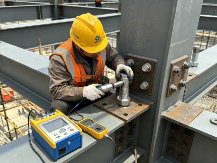 高强螺栓扭矩检测 螺栓连接质量 钢结构施工检测