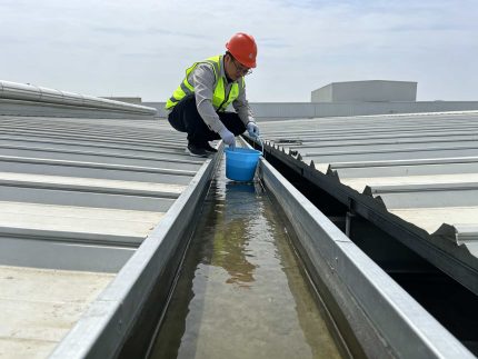 天沟闭水试验 屋面漏水检查 天沟工程质量验收